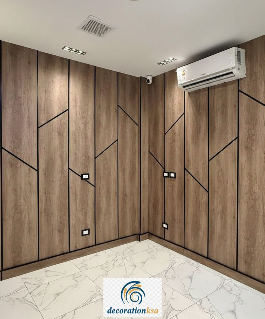 فني ديكورات شيبورد الخبر يستخدم مواد لاصقة أصلية