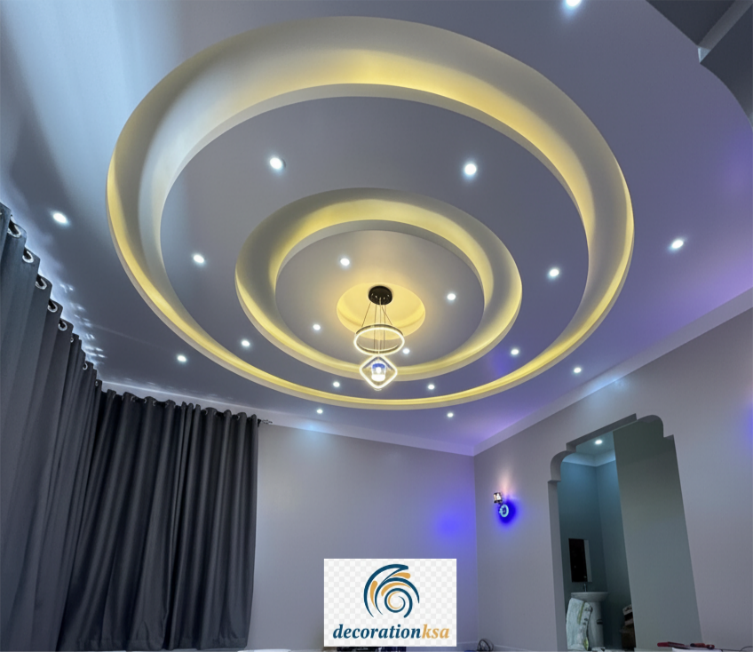 تنفيذ أعمال الأسقف والجدران بتصاميم فاخرة